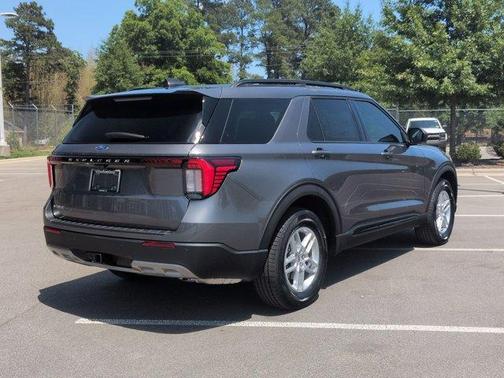 Gray Metallic 2026 Ford Explorer Active