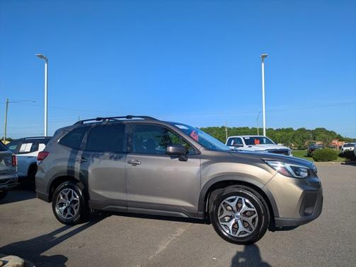 2021 Subaru Forester PREMIUM