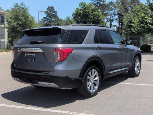 Gray Metallic 2023 Ford Explorer XLT