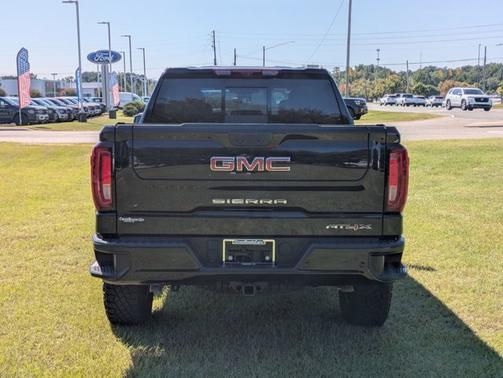 2023 GMC Sierra 1500 AT4X