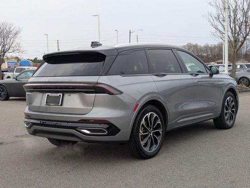 2024 Lincoln Nautilus Reserve