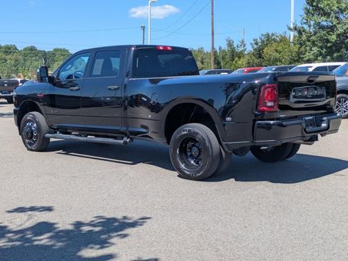 2025 RAM 3500 BIG HORN