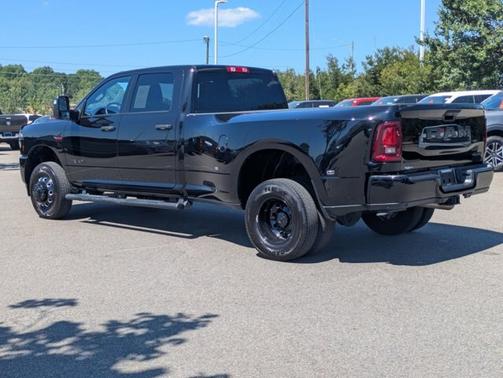 2025 RAM 3500 BIG HORN