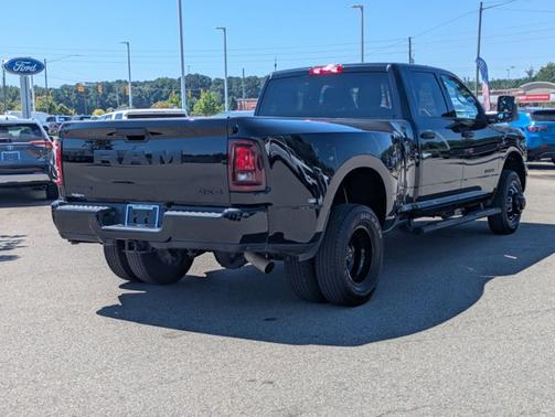 2025 RAM 3500 BIG HORN