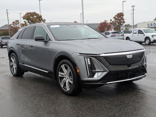 2024 Cadillac LYRIQ TECH