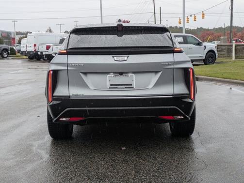 2024 Cadillac LYRIQ TECH