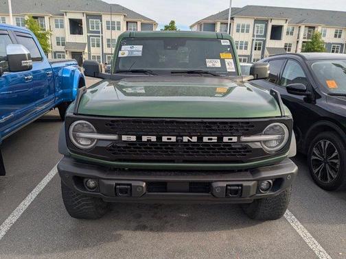 Eruption Green Metallic 2023 Ford Bronco Wildtrak
