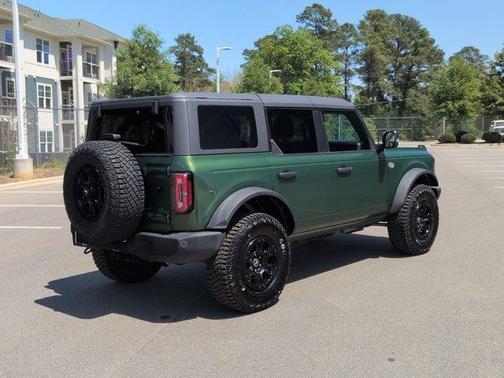 Eruption Green Metallic 2023 Ford Bronco Wildtrak