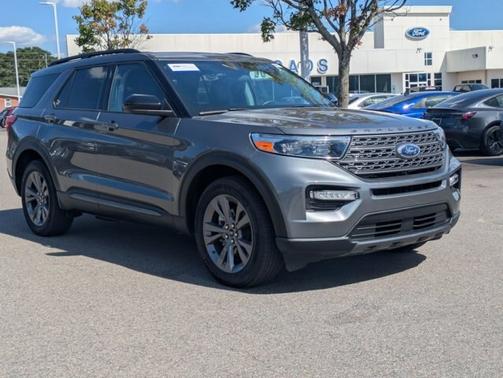 2024 Ford Explorer XLT