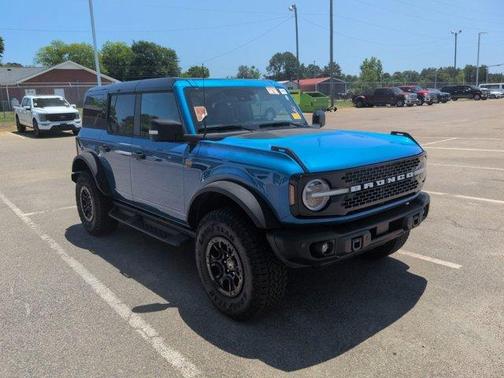 Blue Metallic 2025 Ford Bronco Badlands