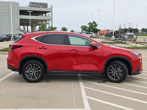 2025 Lexus NX 250 Base