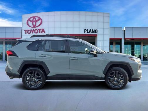 2022 Toyota RAV4 Adventure
