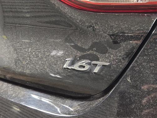 2020 Hyundai Veloster Base