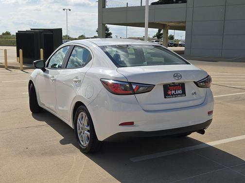 Frost 2016 Scion iA Base