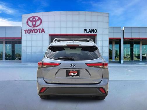 2020 Toyota Highlander Hybrid XLE