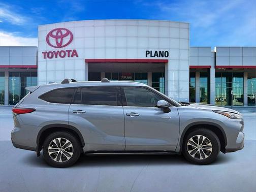 2020 Toyota Highlander Hybrid XLE