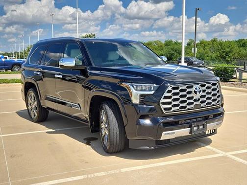 2023 Toyota Sequoia Base