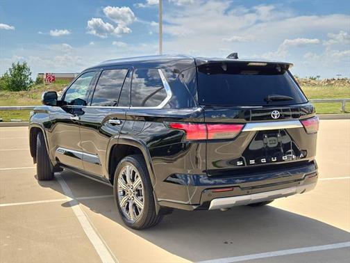 2023 Toyota Sequoia Base