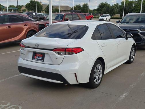 White 2022 Toyota Corolla LE