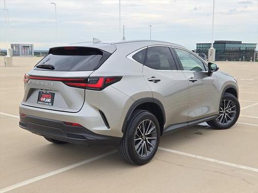 2022 Lexus NX 350h 350h Base