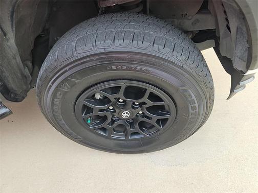 2019 Toyota Tacoma SR