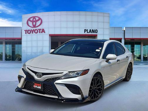 Wind Chill Pearl 2020 Toyota Camry XSE