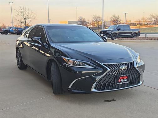 2022 Lexus ES 350 Base