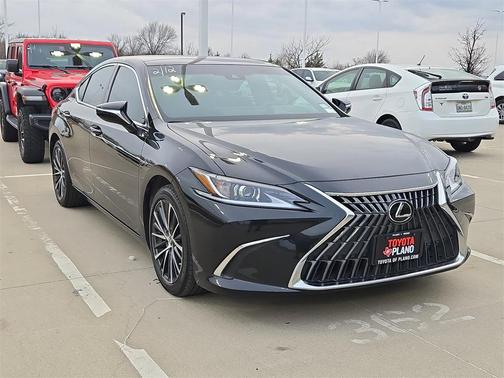 2022 Lexus ES 350 Base