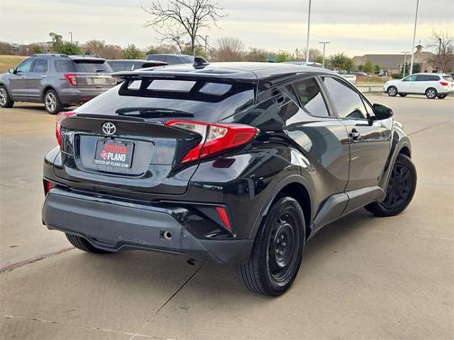 2020 Toyota C-HR LE