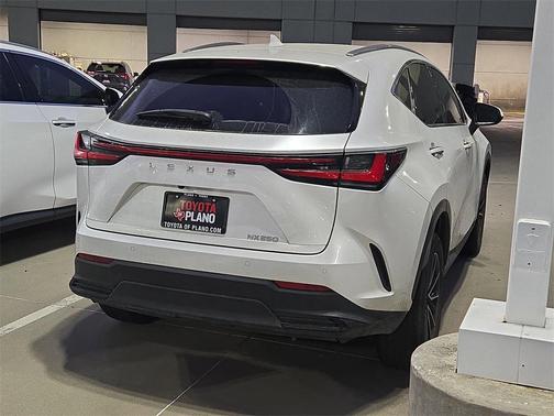 2024 Lexus NX 250 Premium
