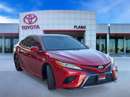 2020 Toyota Camry XSE