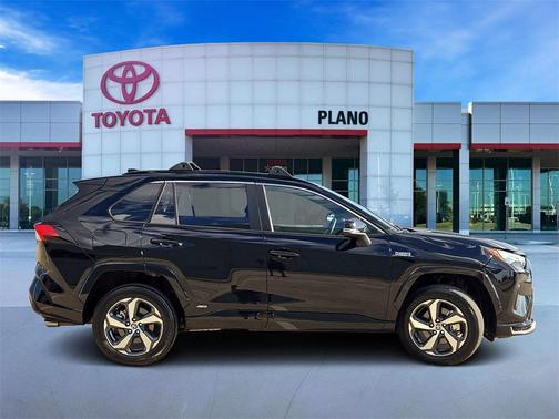 2023 Toyota RAV4 Prime SE