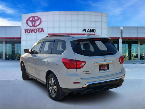 2020 Nissan Pathfinder S 2WD