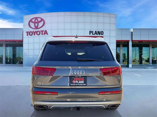 2019 Audi Q7 55 Premium Plus