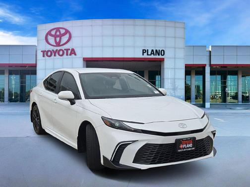 Ice 2025 Toyota Camry SE