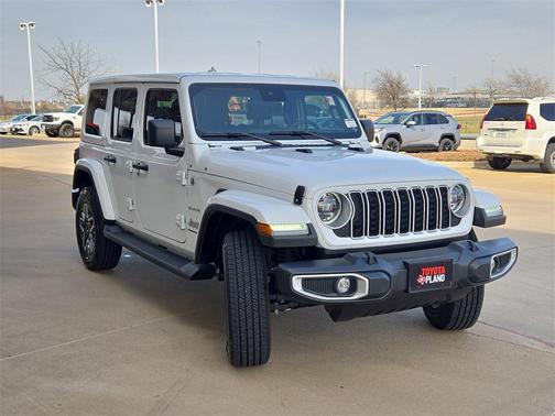 2024 Jeep Wrangler 4-Door Sahara 4x4