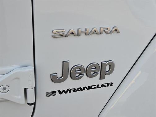 2024 Jeep Wrangler 4-Door Sahara 4x4
