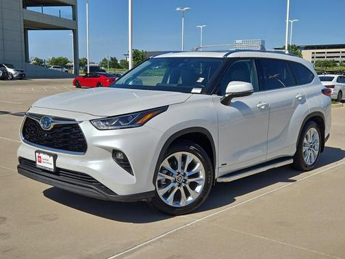 2022 Toyota Highlander Hybrid Limited