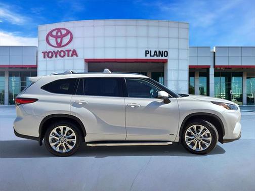 2022 Toyota Highlander Hybrid Limited