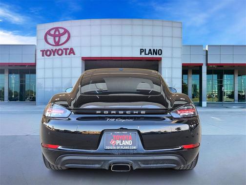 2018 Porsche 718 Cayman Base