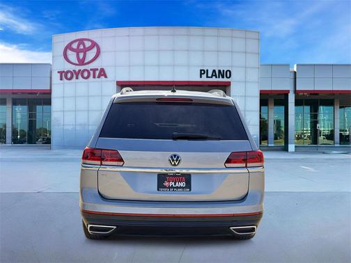 2022 Volkswagen Atlas 2.0T SE w/Technology