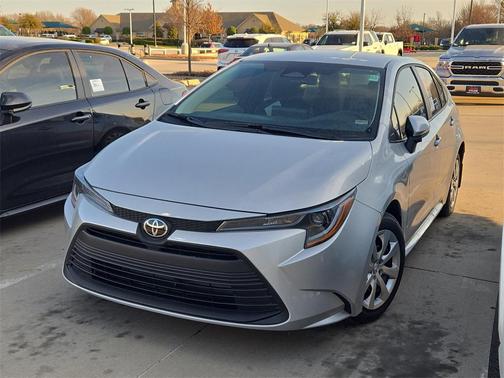 2026 Toyota Corolla LE