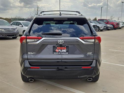 2025 Toyota RAV4 Hybrid SE