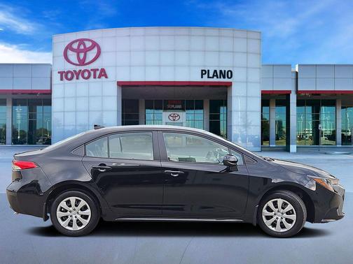 Midnight Black Metallic 2026 Toyota Corolla LE
