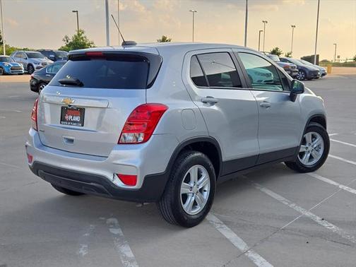 2022 Chevrolet Trax LS