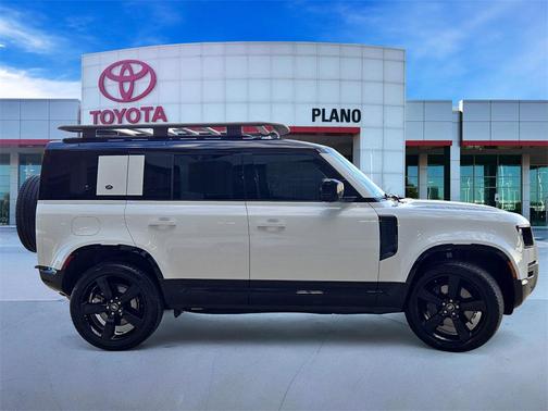 2023 Land Rover Defender 110 X-Dynamic SE