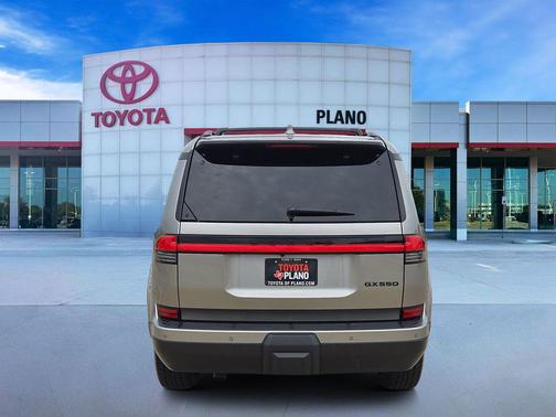 Atomic Silver 2025 Lexus GX 550 Luxury+