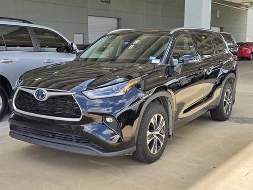 2021 Toyota Highlander Hybrid XLE