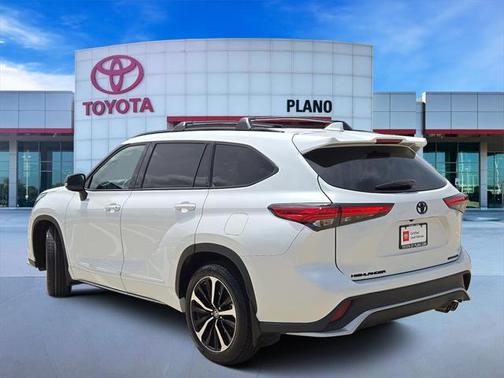 2022 Toyota Highlander XSE