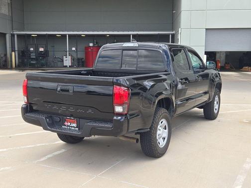 Midnight Black Metallic 2022 Toyota Tacoma SR